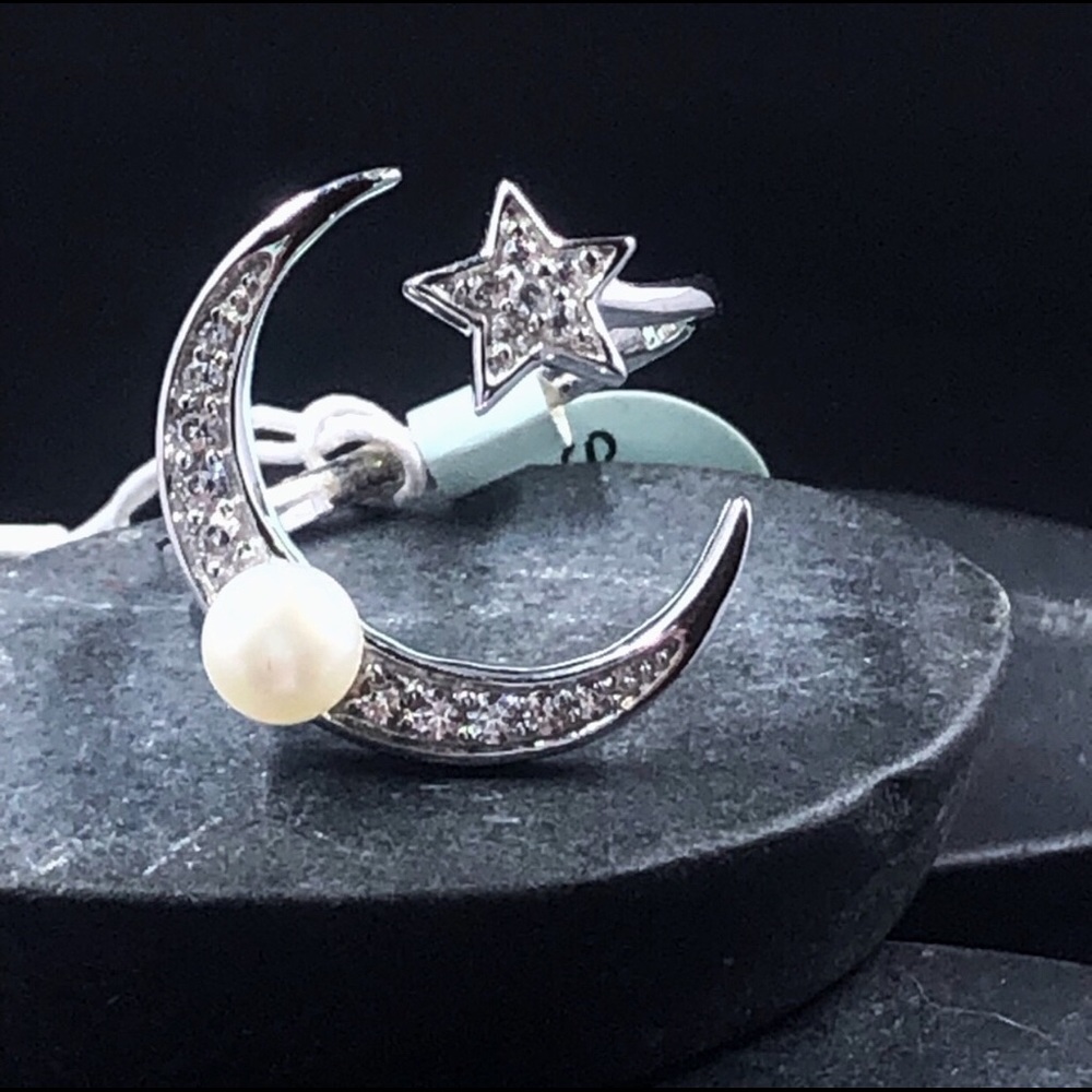 Ava Ro 925 Silver Moon & Star CZ & Pearl Ring